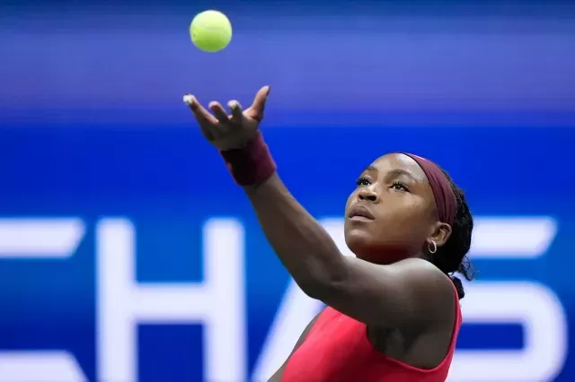 Coco Gauff Battles Through Serve Struggles to Win US Open First Round